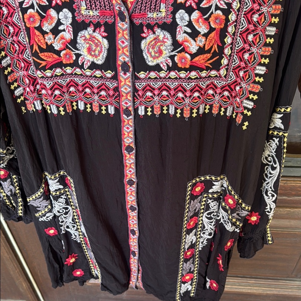 Johnny Was Black Embroidered Women's Top - Picture 3 of 14